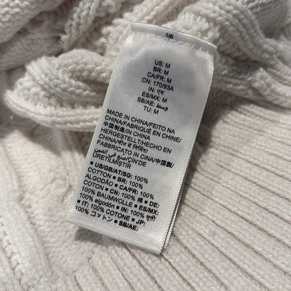 Amazon Essentials - Women's Cabin Knit Sweater - white. Size Medium - Picture 8 of 10